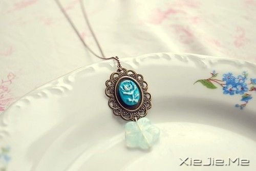 晚安心语:最痛苦的真相,也好过最甜蜜的谎言 (7)